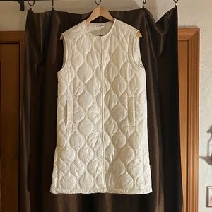 Joie Quilted Sleeveless Vest - White